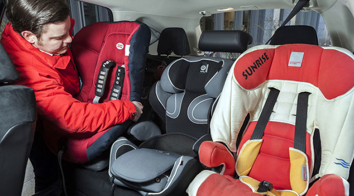 Bezpieczeństwo malucha w samochodzie – wybór fotelika dla noworodka