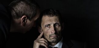 Ile chrzestny daje na wesele 2023?