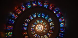 Jak wypisać zaproszenie na komunię wzór?