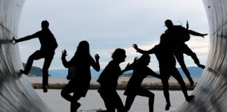 Jak zrobić kontury twarzy?