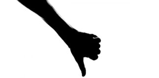 Jak grzecznie odmówić zaproszenia na komunię?