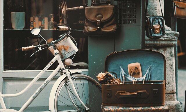 W jakim sklepie można kupić tablicę korkową? W jakim sklepie można kupić tablicę korkową?