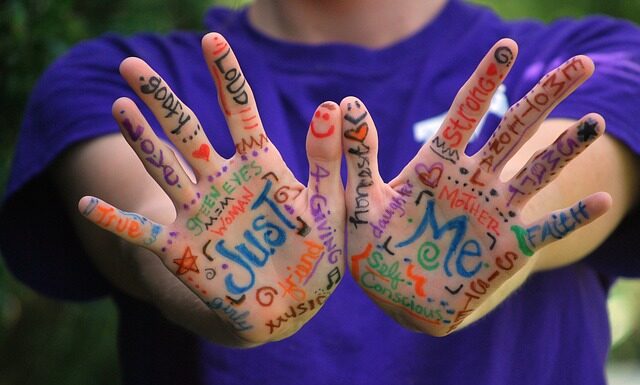 Czy Marker permanentny się spiera?