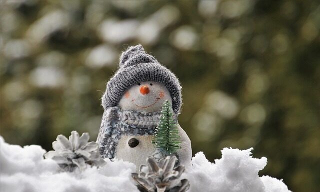 Jak ładnie ozdobić tablicę korkową? Jak ładnie ozdobić tablicę korkową?