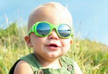 Jak i kiedy wybrać pierwsze okulary przeciwsłoneczne dla niemowlaka? Jak i kiedy wybrać pierwsze okulary przeciwsłoneczne dla niemowlaka